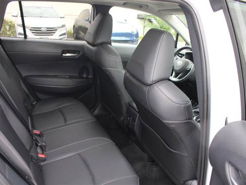 Used 2024 Toyota Corolla Cross XLE w/ Convenience Package FWD image 13