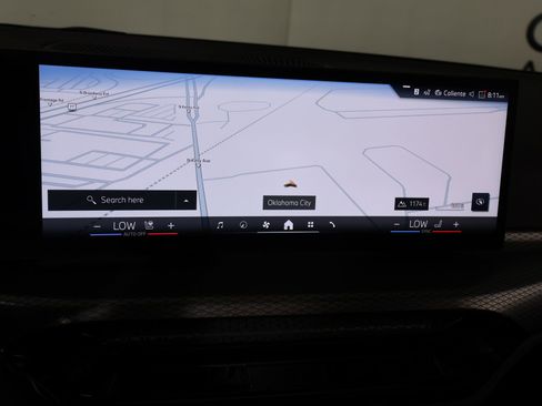 Used 2025 BMW 330i Sedan w/ M Sport Package image 7