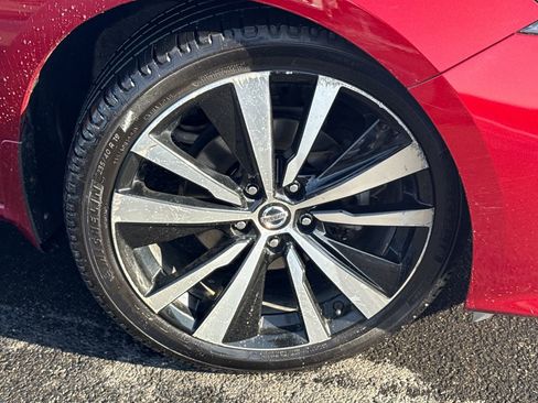 Used 2019 Nissan Altima 2.5 Platinum image 9