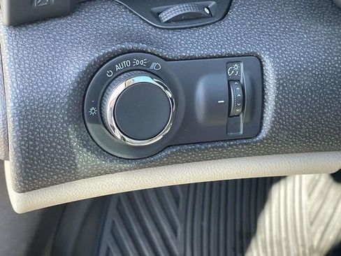 Used 2014 Chevrolet Malibu LT w/ Power Convenience Package FWD image 18
