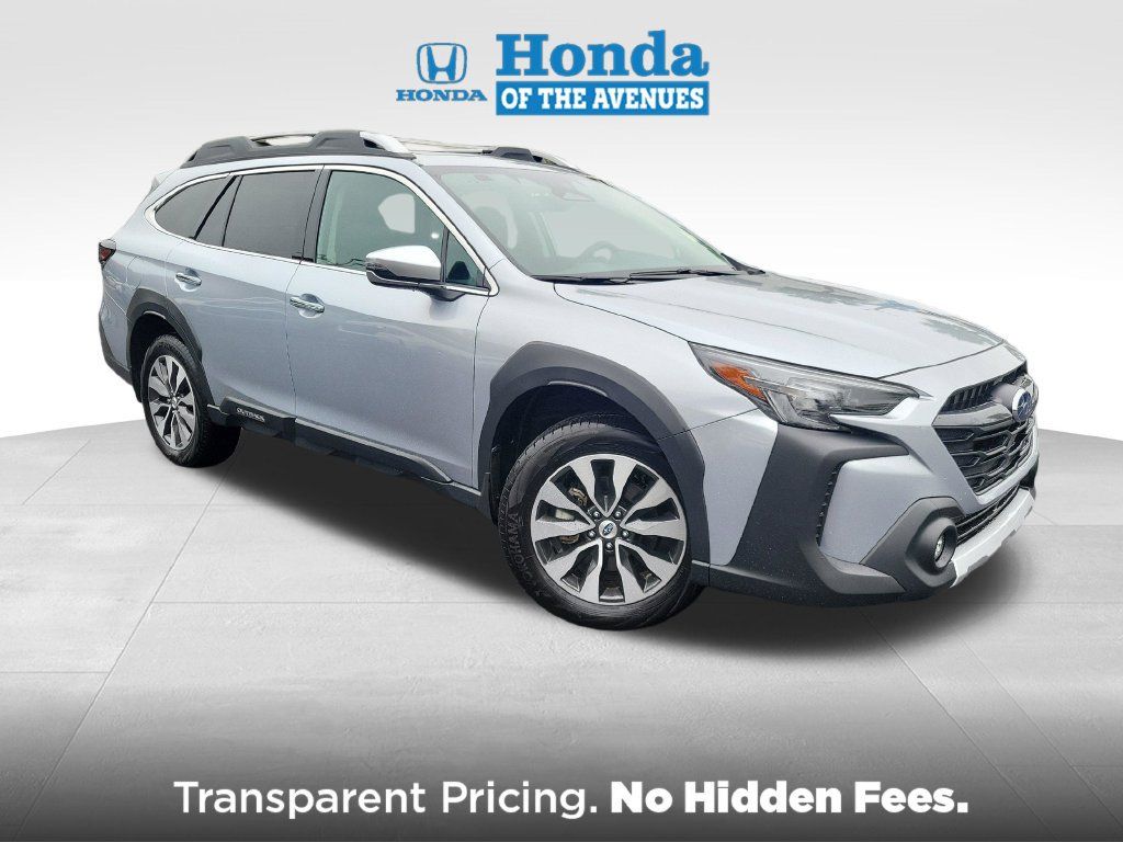 Used 2025 Subaru Outback Touring w/ Popular Package #2 AWD/4WD image 1