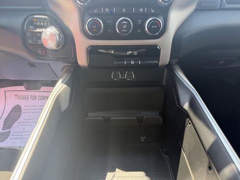 Used 2022 RAM 1500 Laramie AWD/4WD image 21