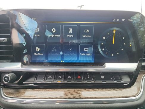 Used 2024 Chevrolet Silverado 1500 LT AWD/4WD image 17
