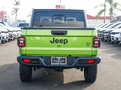 New 2026 Jeep Gladiator Sport image 5