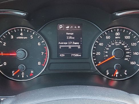 Used 2018 Kia Forte EX image 16