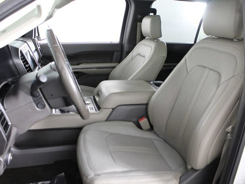 Used 2018 Ford Expedition Limited w/ Equipment Group 301A AWD/4WD image 20