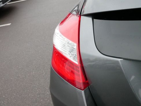 Used 2014 Honda Crosstour EX-L image 17