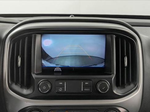 Used 2022 Chevrolet Colorado LT w/ Fleet Safety Package RWD image 23