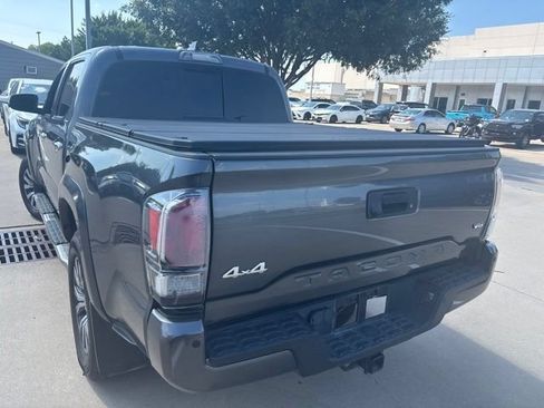 Used 2023 Toyota Tacoma Limited AWD/4WD image 4