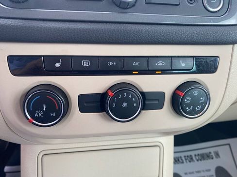 Used 2013 Volkswagen Tiguan SE AWD/4WD image 28