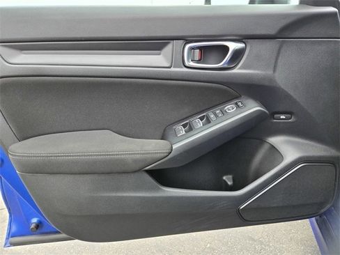 Used 2022 Honda Civic Sport image 12