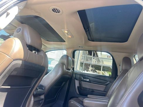 Used 2014 GMC Acadia SLT AWD/4WD image 15