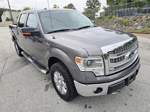 Used 2014 Ford F150 XLT w/ Equipment Group 302A Luxury AWD/4WD image 10