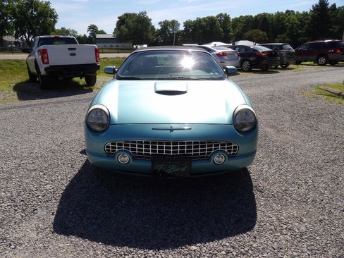 Used 2002 Ford Thunderbird RWD image 2