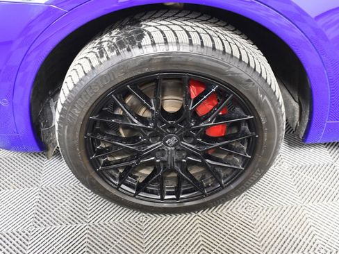 Used 2024 Audi Q5 e Prestige w/ Prestige Package image 11