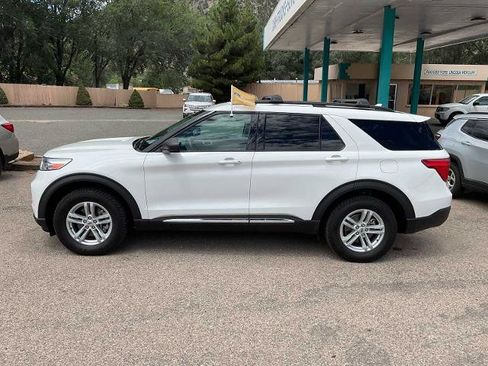 Certified 2023 Ford Explorer XLT AWD/4WD image 1