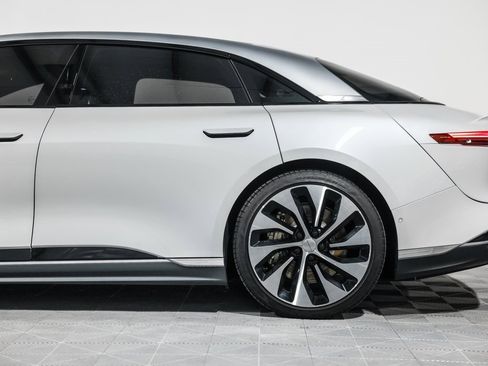 Used 2022 Lucid Air Grand Touring image 14