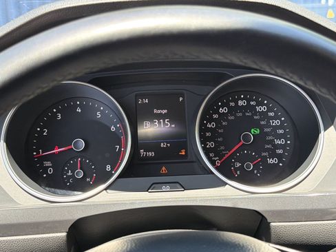 Used 2019 Volkswagen Tiguan SE FWD image 27