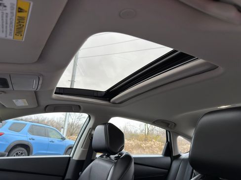 Used 2023 Honda Accord EX-L image 15