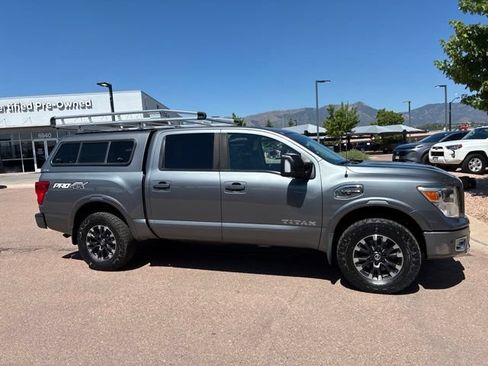 Used 2017 Nissan Titan PRO-4X AWD/4WD image 12