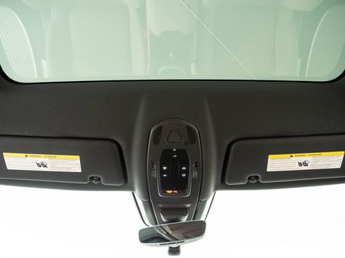 Certified 2026 Porsche Cayenne E-Hybrid Coupe AWD/4WD image 20