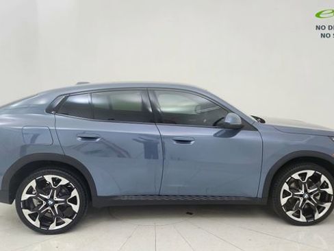 Used 2025 BMW X2 xDrive28i w/ Technology Package AWD/4WD image 6
