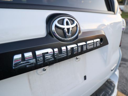 Used 2019 Toyota 4Runner TRD Off-Road image 13