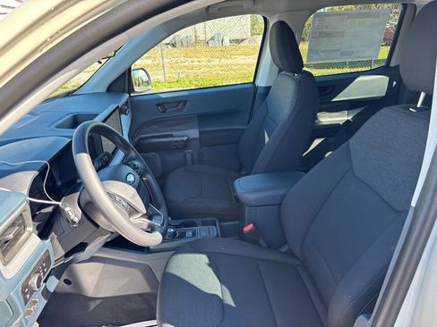 New 2025 Ford Maverick XL w/ Equipment Group 101A image 25