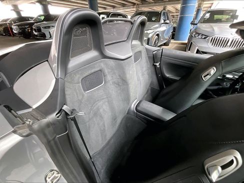 Used 2017 Porsche 718 Boxster image 19