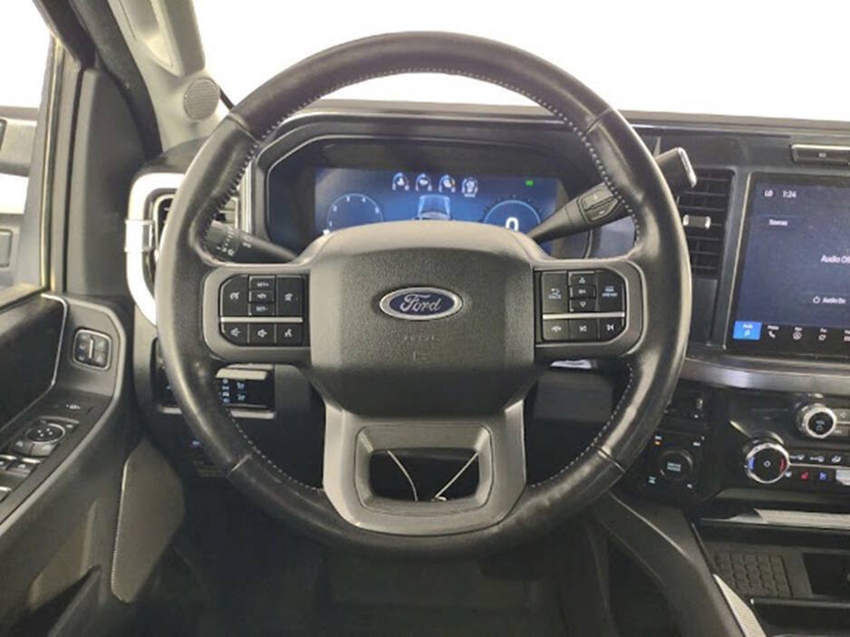 Used 2024 Ford F250 Lariat w/ FX4 Off-Road Package AWD/4WD image 14