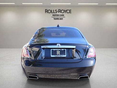 Certified 2021 Rolls-Royce Ghost image 8
