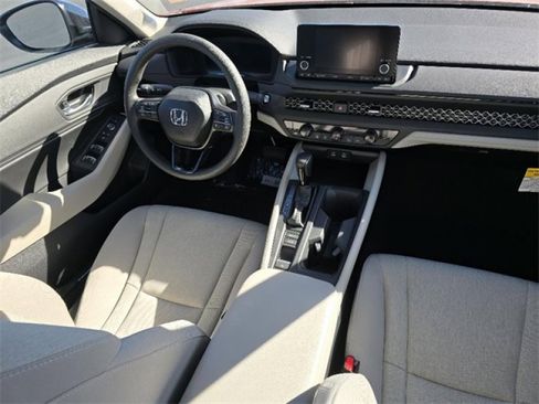 New 2025 Honda Accord SE image 13