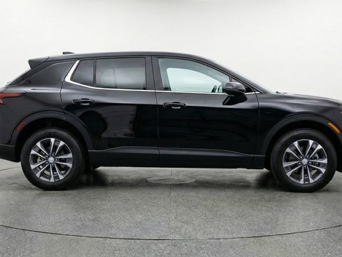 Used 2025 Chevrolet Equinox LT image 11