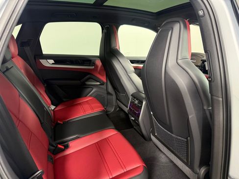 Certified 2026 Porsche Cayenne S image 17