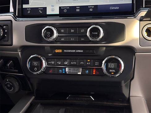 Used 2022 Ford F250 Lariat w/ Tremor Off-Road Package image 21