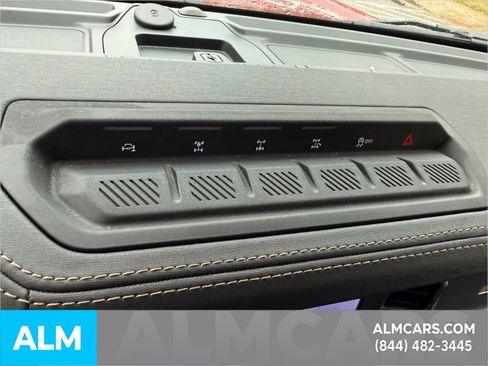 Certified 2025 Ford Bronco Badlands image 16