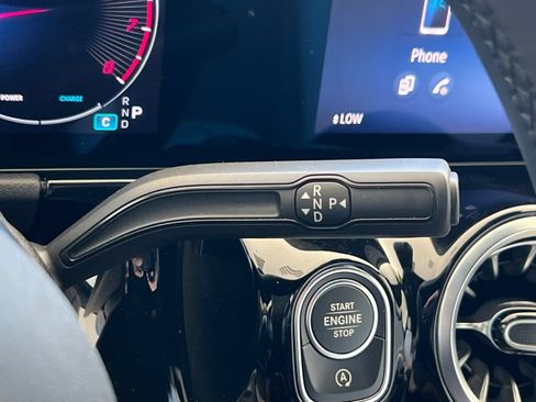 Certified 2025 Mercedes-Benz GLA 250 image 26