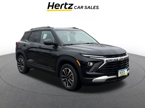 Used 2025 Chevrolet TrailBlazer LT image 1