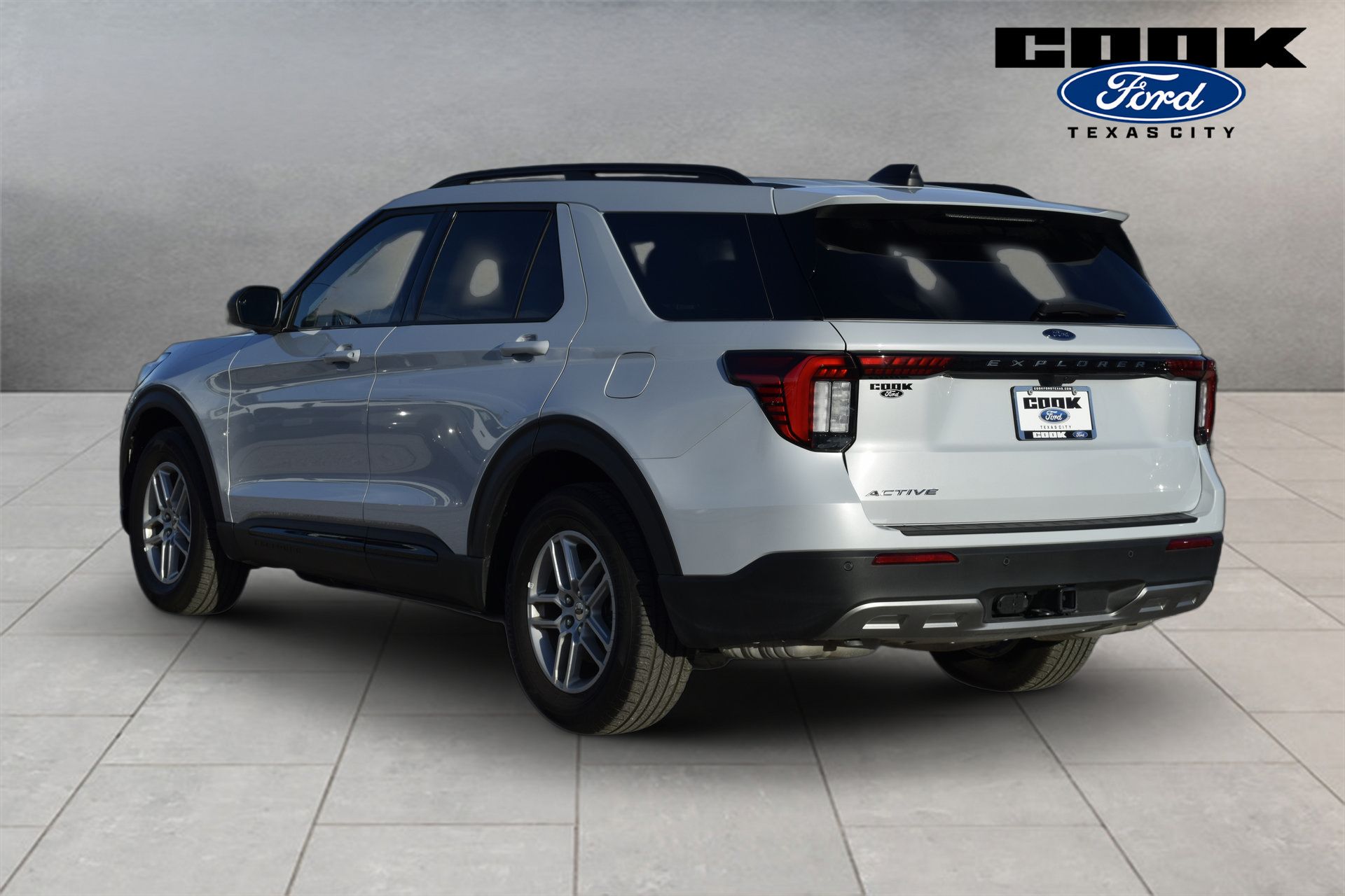 New 2026 Ford Explorer Active w/ Active Comfort Package RWD image 4