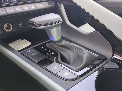 New 2026 Hyundai Elantra Limited FWD image 20