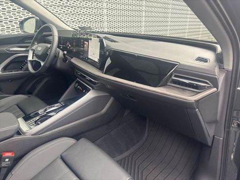 Certified 2025 Audi Q5 Premium Plus w/ Premium Plus AWD/4WD image 35