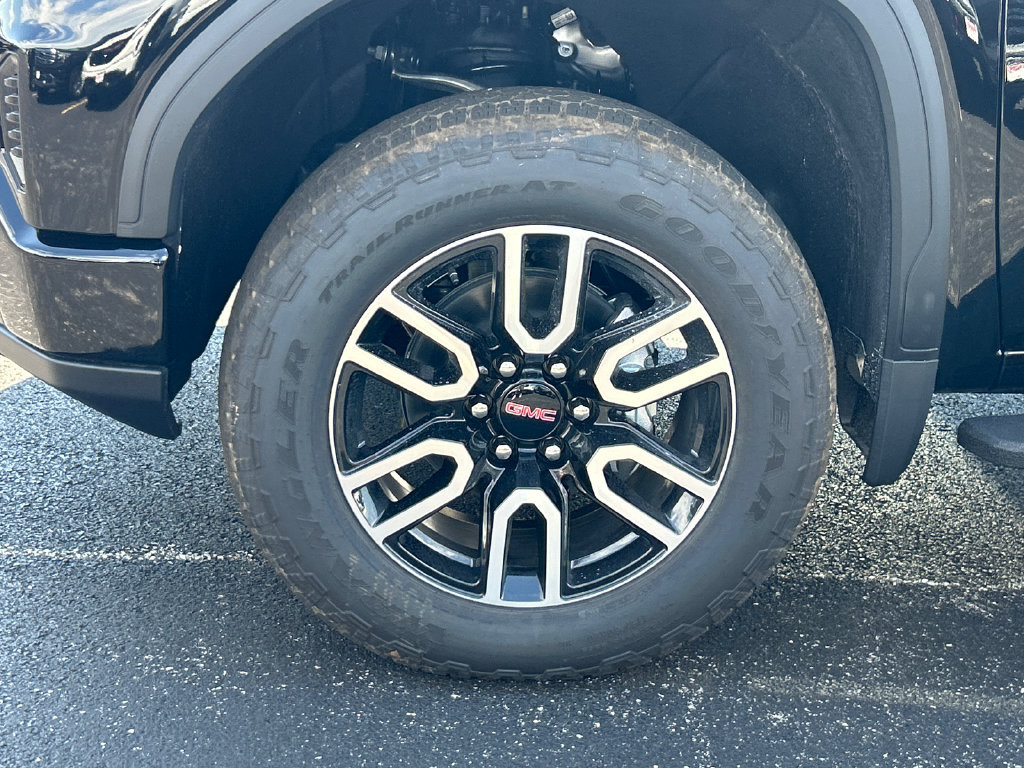 New 2026 GMC Sierra 1500 AT4 w/ AT4 Premium Package AWD/4WD image 12