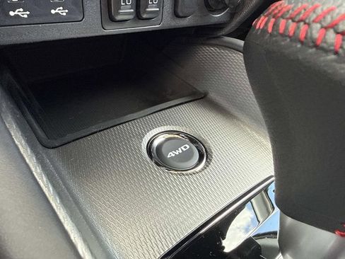 New 2026 Mitsubishi Outlander Sport LE AWD/4WD image 30