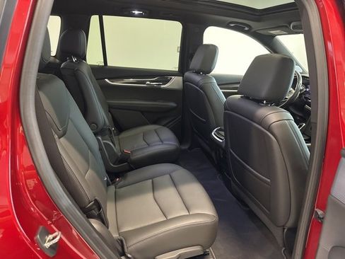 Used 2024 Cadillac XT6 Sport image 48