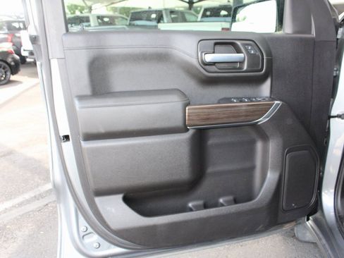 Used 2021 Chevrolet Silverado 1500 RST image 20