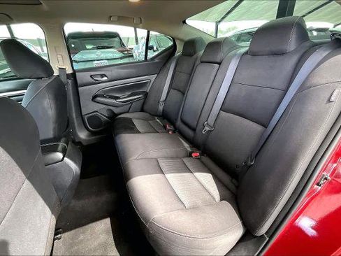 Certified 2022 Nissan Altima 2.5 SV w/ SV Premium Package FWD image 20
