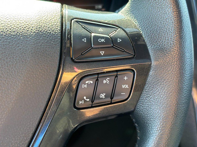 Used 2018 Ford Explorer XLT w/ Equipment Group 202A AWD/4WD image 22