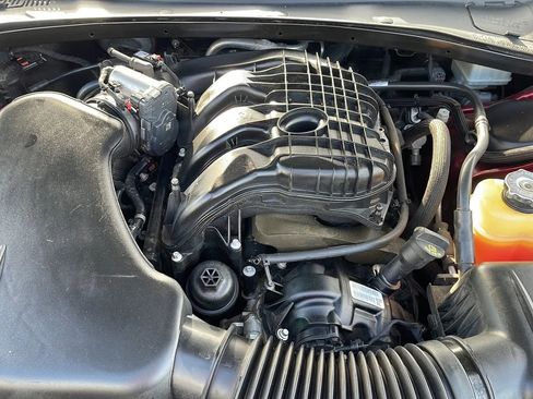 Used 2018 Dodge Charger SXT image 24