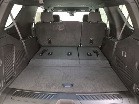 New 2026 Chevrolet Tahoe LS image 37