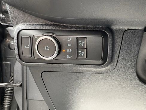 Used 2025 Ford Explorer ST-Line image 26